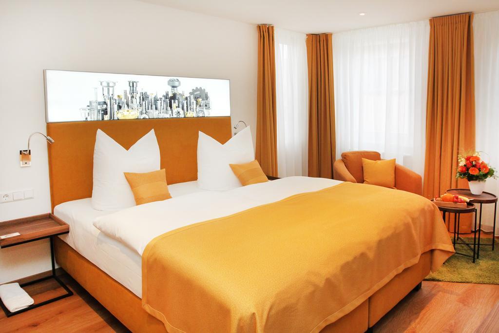 Hotel Am Schloss *** Superior Τούμπινγκεν Εξωτερικό φωτογραφία